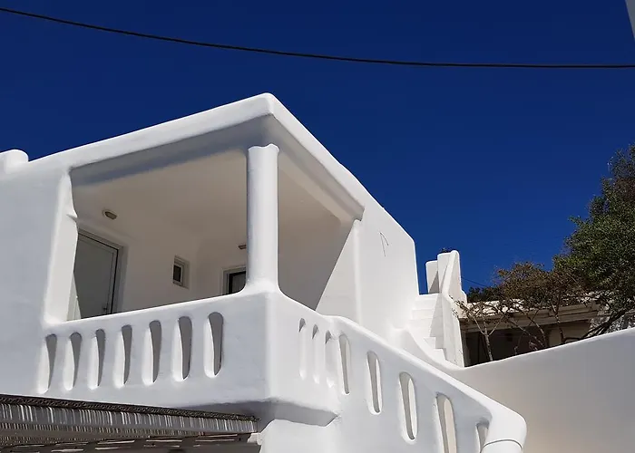 Varnali Small Boutique Mykonos Town