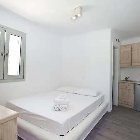 Varnali Small Boutique Гостевой дом Mykonos Town