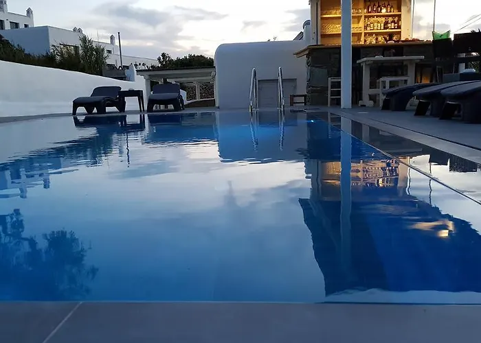 Πανσιόν Varnali Small Boutique 2*